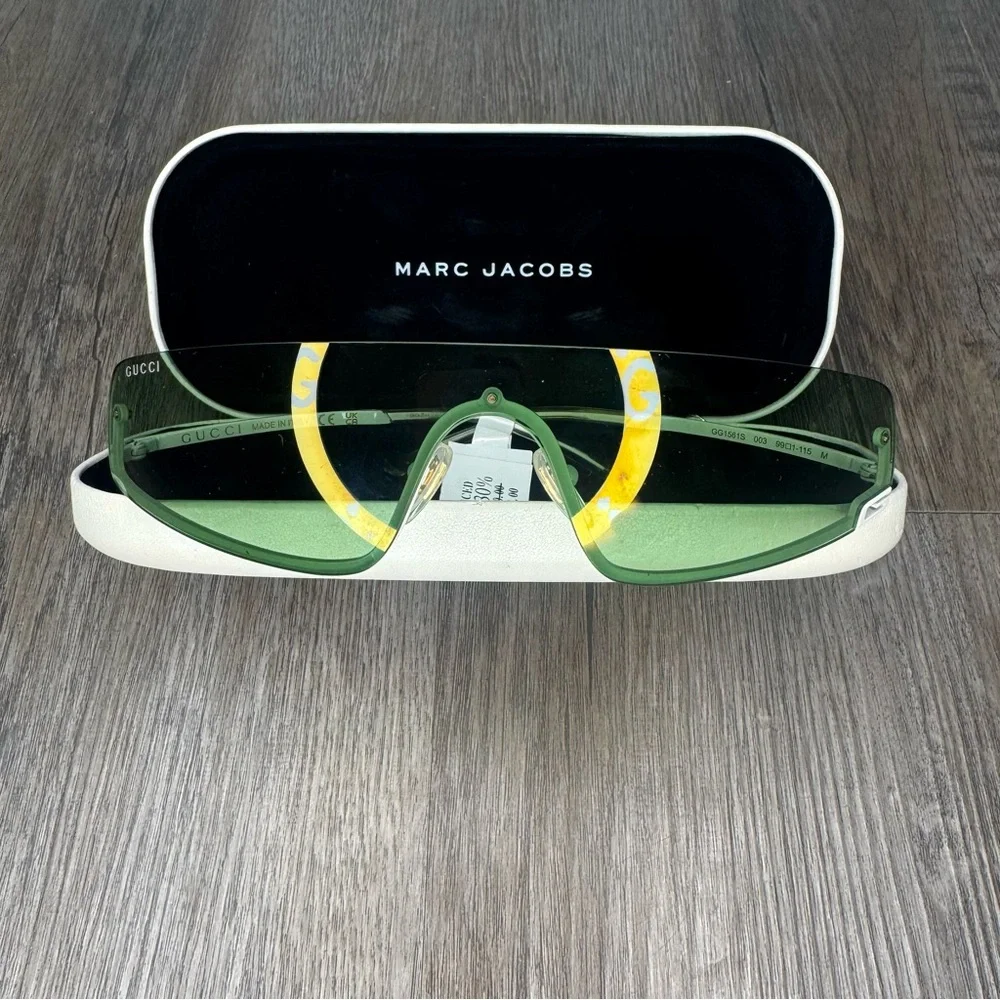 Gucci GG Logo Tom Shield Ivory Green Mirror GG1561S 99MM Sunglasses - Picture 7 of 16